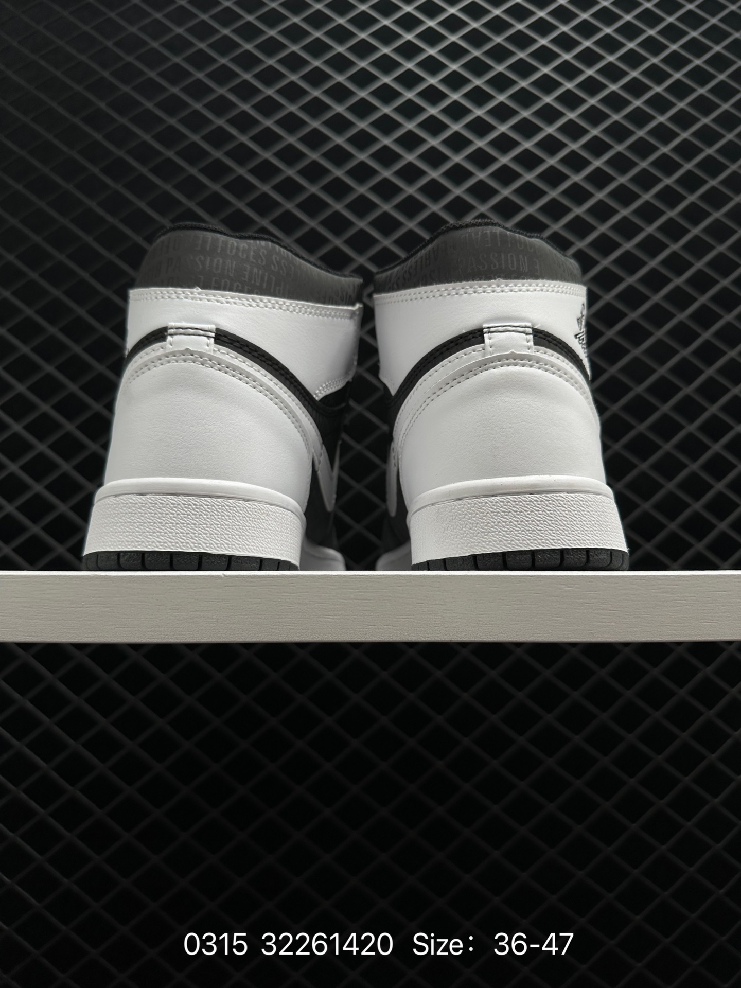 Air Jordan 1 High  ZOOM R2T